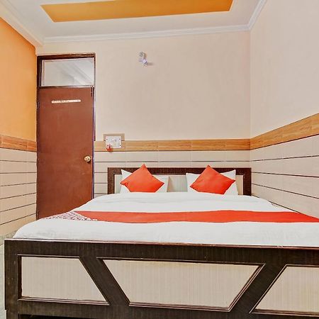 ניו דלהי Oyo Park View Guest House Near Edm Mall מראה חיצוני תמונה
