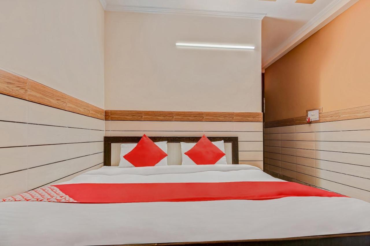 ניו דלהי Oyo Park View Guest House Near Edm Mall מראה חיצוני תמונה